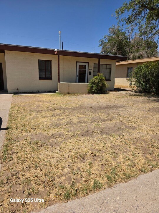 1311 Branson Ave in Las Cruces, NM - Building Photo