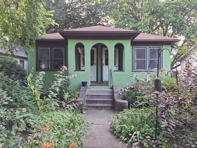property at 3620 42nd Ave S