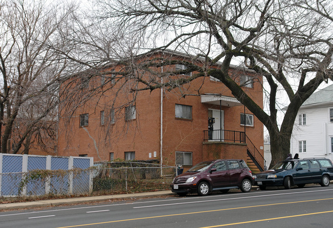 2606-2610 N Pershing Dr in Arlington, VA - Foto de edificio - Building Photo
