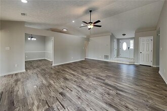 4018 River Rock Way in Woodstock, GA - Building Photo - Building Photo