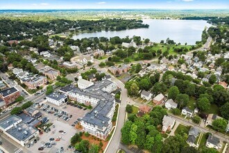 11 Crescent Hl, Unit 2 in Wakefield, MA - Building Photo - Building Photo