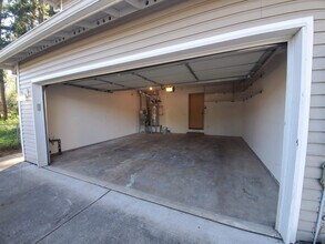 18010 31st Ave NE in Arlington, WA - Building Photo - Building Photo