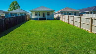 1225 Brownfield Rd in Bellview, FL - Building Photo - Building Photo