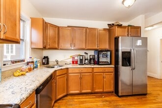 188 Calumet St, Unit 188 in Boston, MA - Foto de edificio - Building Photo