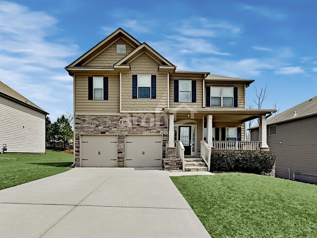 property at 402 Cleburne Pl