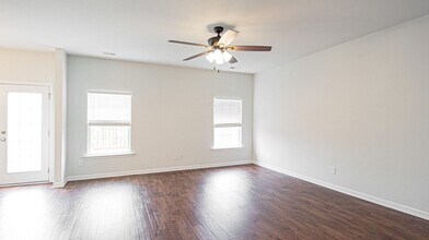 216 Firewheel Ct in Summerville, SC - Building Photo - Building Photo