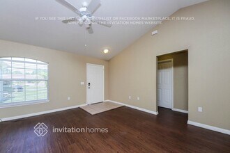 599 Koala Dr in Poinciana, FL - Building Photo - Building Photo
