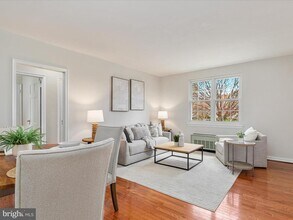 3307 Commonwealth Ave in Alexandria, VA - Building Photo - Building Photo