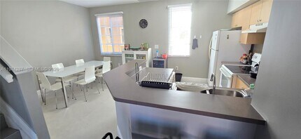 2945 NE 185th St in Aventura, FL - Building Photo - Building Photo