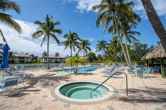 23234 Coconut Shores Dr in Bonita Springs, FL - Foto de edificio - Building Photo