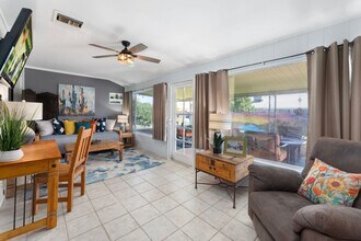 11031 W Cumberland Dr in Sun City, AZ - Building Photo - Building Photo