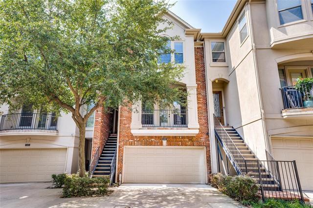 2405 Wild Cherry Way in Dallas, TX - Building Photo