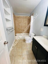1702 N Campbell Ave in Chicago, IL - Building Photo - Building Photo