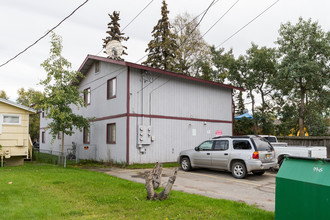 532 N Klevin St in Anchorage, AK - Building Photo - Building Photo