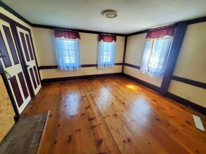 592 Plymouth St, Unit 1 in Halifax, MA - Building Photo - Building Photo