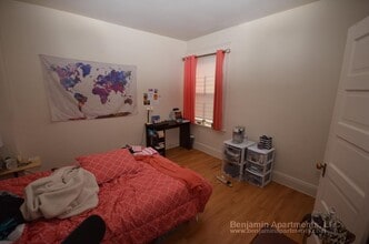 11 Mt Hood Rd, Unit 2 in Boston, MA - Building Photo - Building Photo