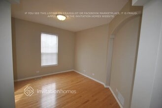 342 Ashford Ln in Grayslake, IL - Building Photo - Building Photo