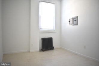 6031 Market St in Philadelphia, PA - Building Photo - Building Photo
