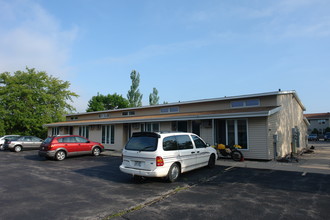 2340-2344 Canter Lane in Green Bay, WI - Building Photo - Building Photo