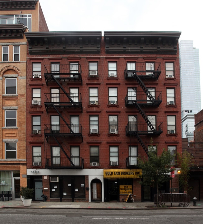 407-409 West 39th Street in New York, NY - Foto de edificio