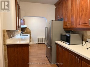 117 Clarence St in Vaughan, ON - Building Photo - Building Photo