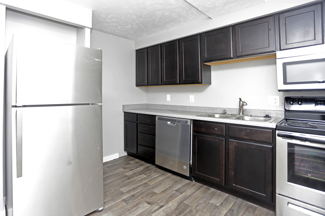 Morton Meadows Apartments in Salt Lake City, UT - Foto de edificio