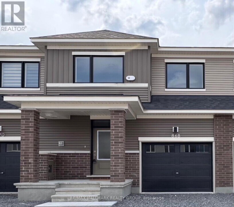 868 Andesite Ter in Ottawa, ON - Building Photo