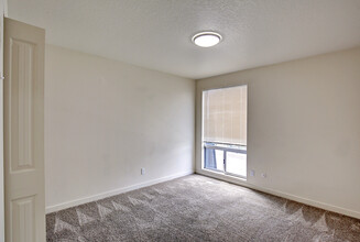 Parkwood Apartments in Boise, ID - Building Photo - Building Photo