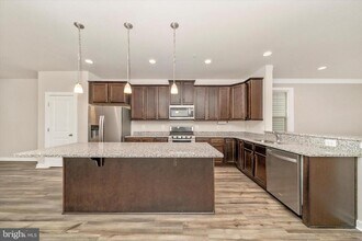 3635 Stone Barn Dr in Urbana, MD - Building Photo - Building Photo