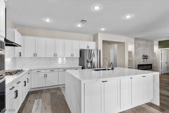 10744 New Boro Ave in Las Vegas, NV - Building Photo - Building Photo