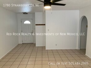 1780 Strawberry Dr NE in Rio Rancho, NM - Building Photo - Building Photo