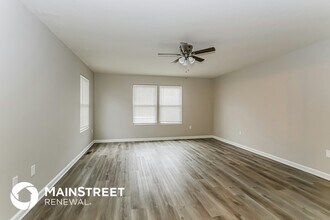 34 Waterman Ave in Commercial Point, OH - Foto de edificio - Building Photo