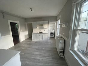 989-991 Capitol Ave, Unit Floor 3 in Hartford, CT - Building Photo - Building Photo