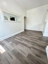 1649 Allengrove St in Philadelphia, PA - Building Photo - Building Photo