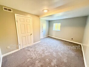 2580 Pitcairn Rd in Monroeville, PA - Building Photo - Building Photo