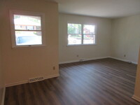 120 Raymond Ave, Unit B in Charlottesville, VA - Building Photo - Building Photo