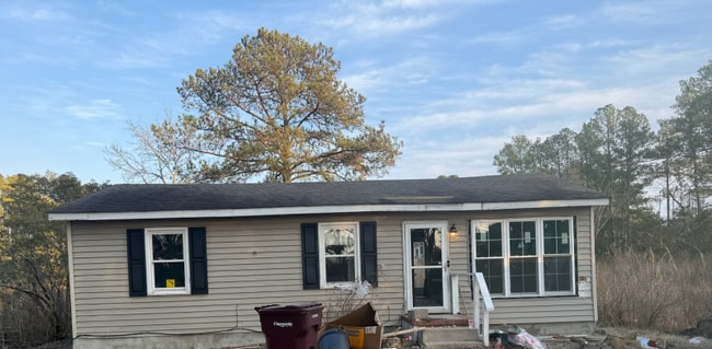 1732 Rockwood Dr in Chesapeake, VA - Foto de edificio - Building Photo