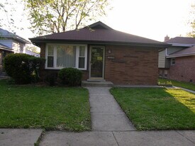15024 Grant St in Dolton, IL - Building Photo