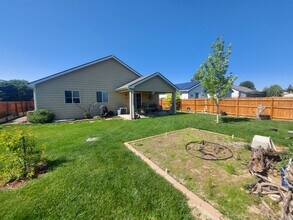 4019 Maverick Ln in Evans, CO - Building Photo - Building Photo