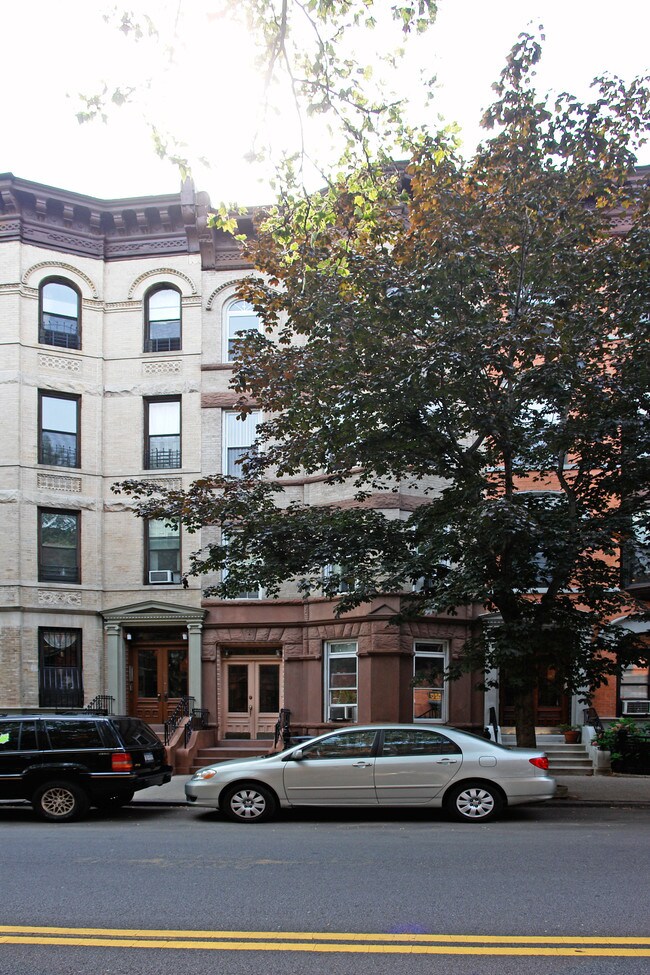 355 6th Ave in Brooklyn, NY - Building Photo - Building Photo