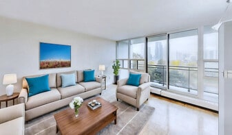 Laurel Grove in Toronto, ON - Building Photo