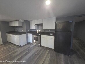 713 Cherry St in Scranton, PA - Building Photo - Building Photo