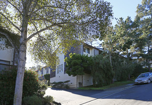 Huckleberry Hill Townhouses Apartments