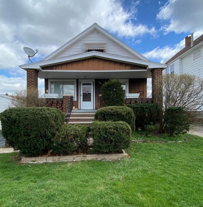 property at 5103 E 114th St