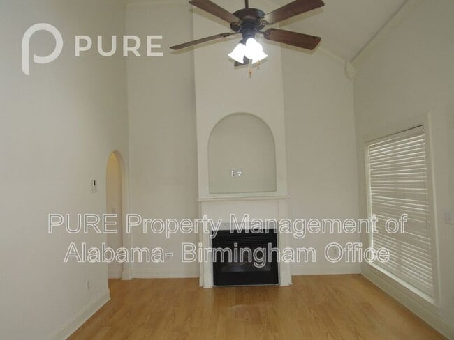 182 Little John Cir in Calera, AL - Building Photo - Building Photo