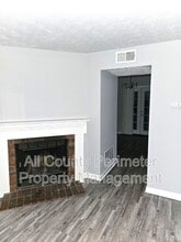5642 Estates Ct in Norcross, GA - Building Photo - Building Photo