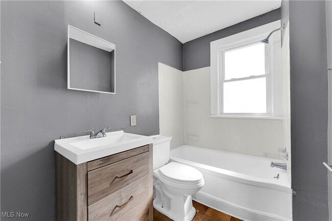 property at 414 E 147th St