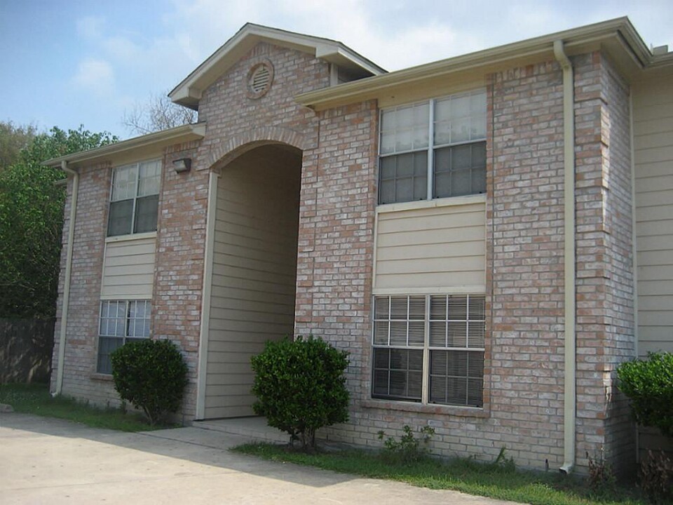 10112 Emerald Glen Ln in Houston, TX - Building Photo