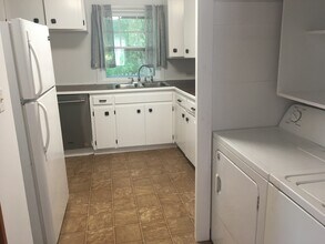135 W Mohawk St in Oswego, NY - Building Photo - Building Photo