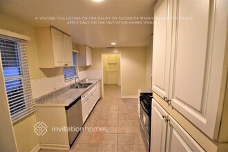 6451 Gaviota Ave in Los Angeles, CA - Building Photo - Building Photo